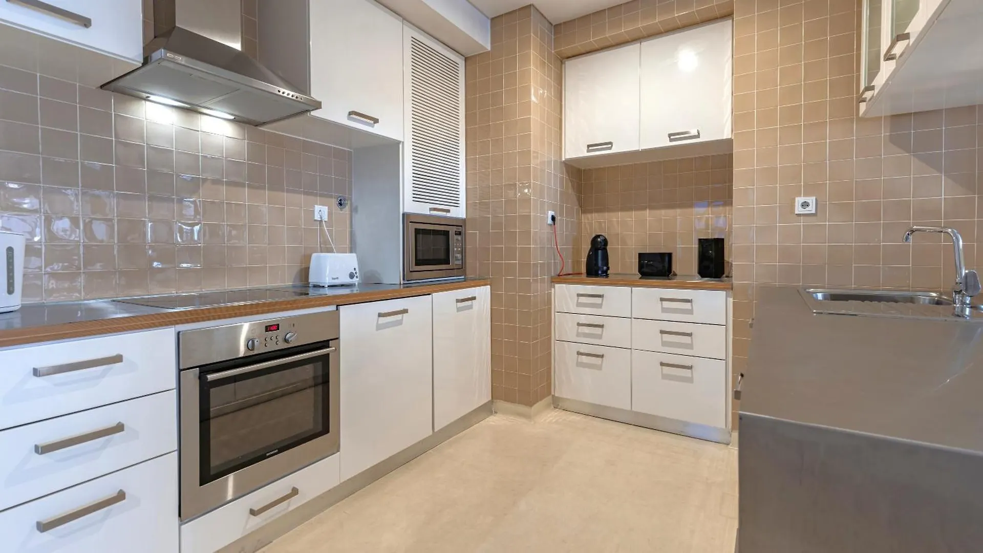 Lovelystay - Chiado 3Bedroom Wonder Lisbon Portugal