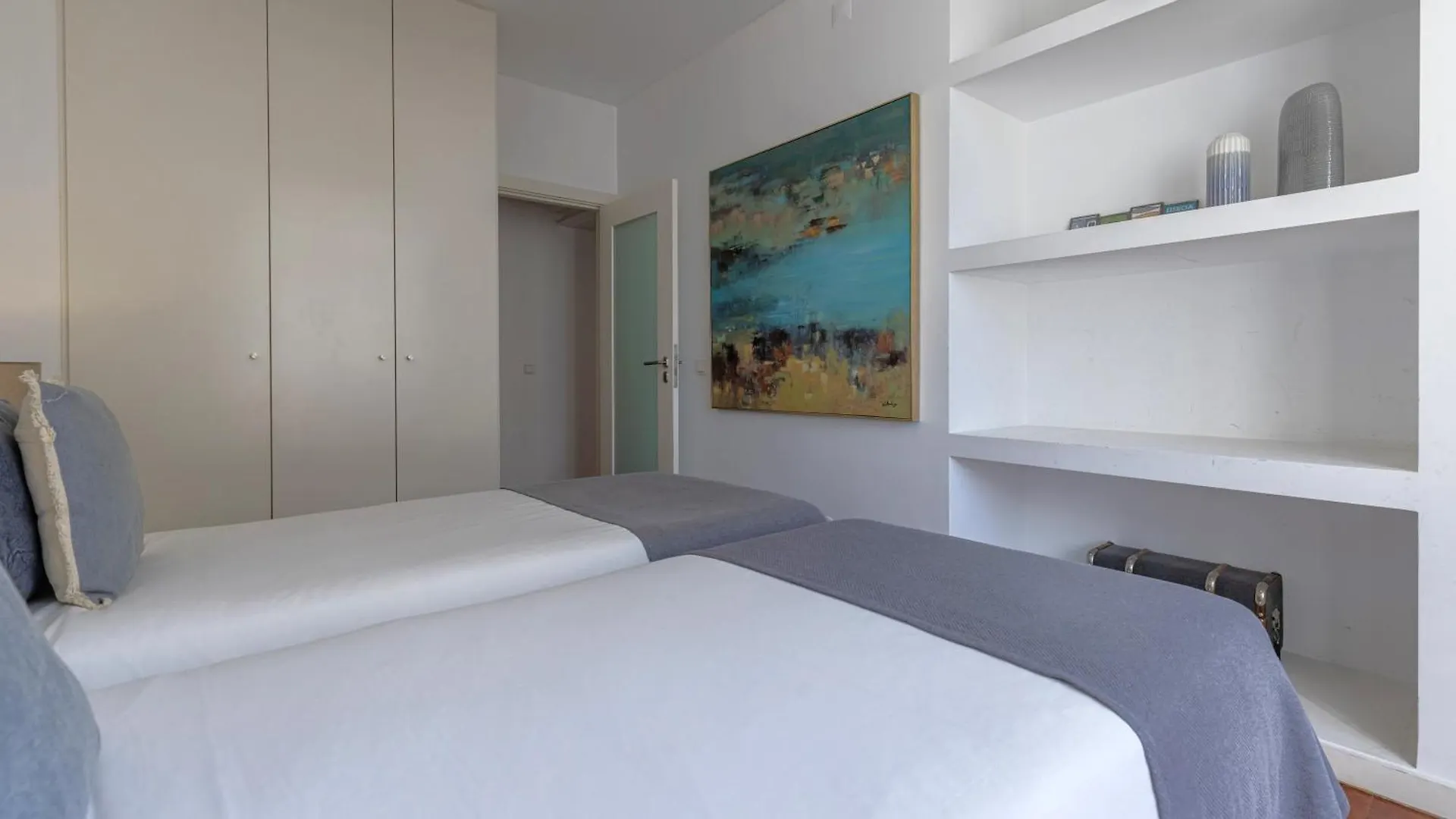 Lovelystay - Chiado 3Bedroom Wonder Lisbon 0*,