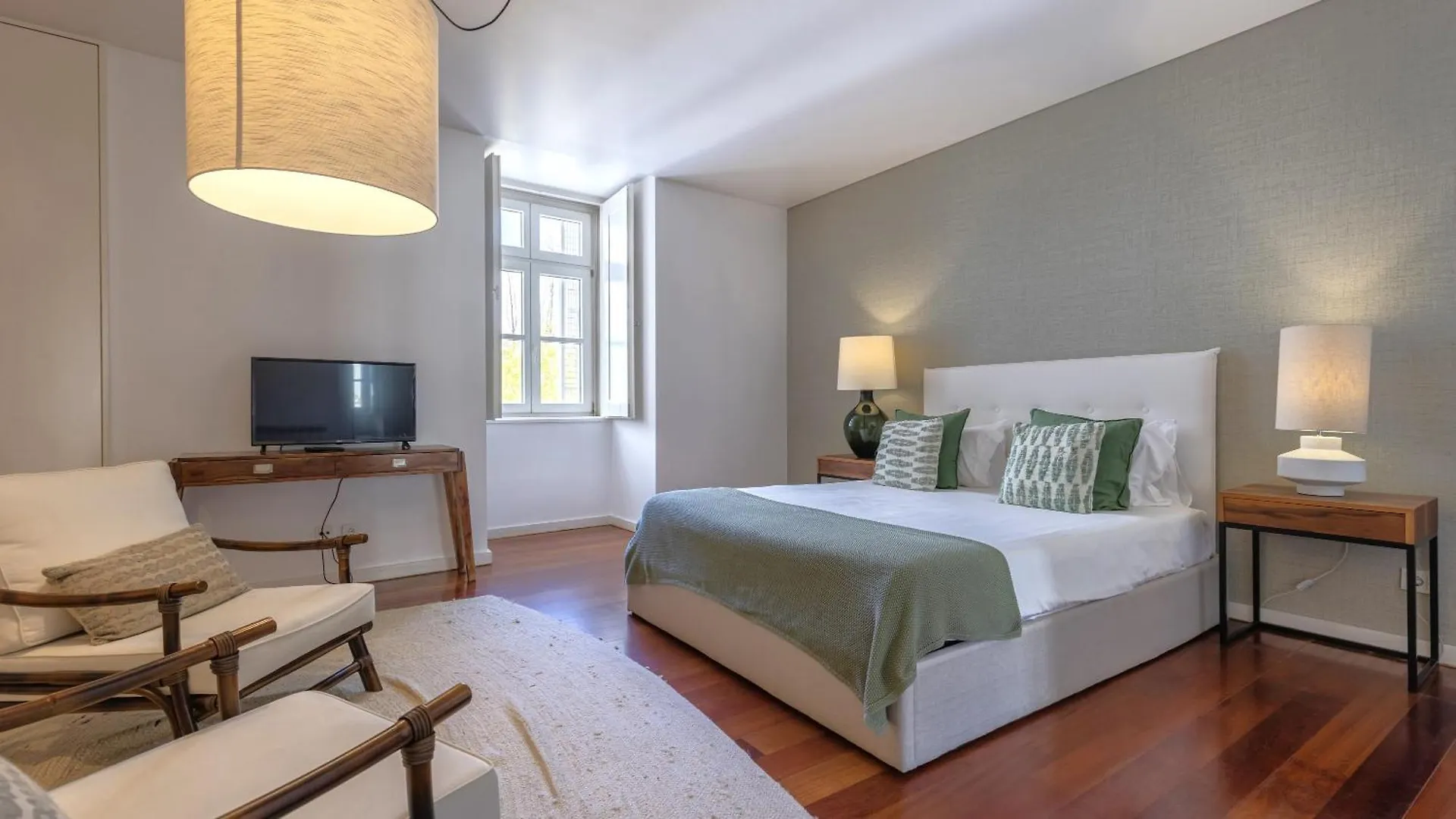 Lovelystay - Chiado 3Bedroom Wonder Lisbon Portugal
