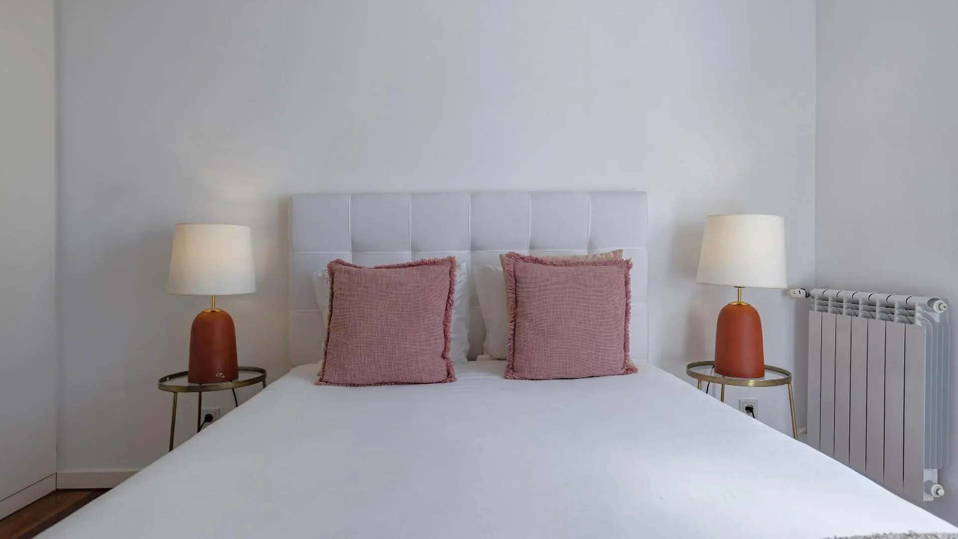 Apartment Lovelystay - Chiado 3Bedroom Wonder Lisbon