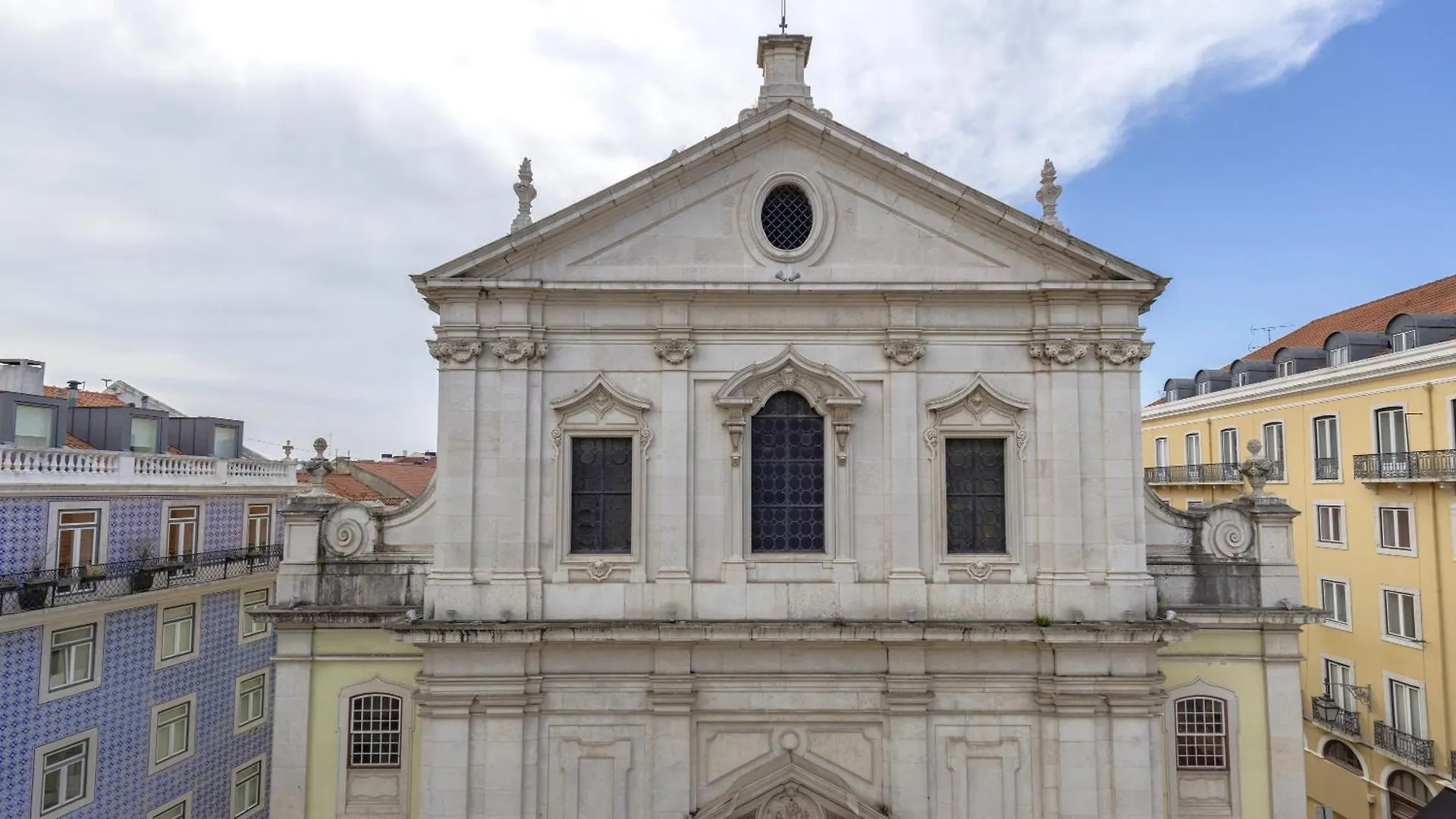 Apartment Lovelystay - Chiado 3Bedroom Wonder Lisbon